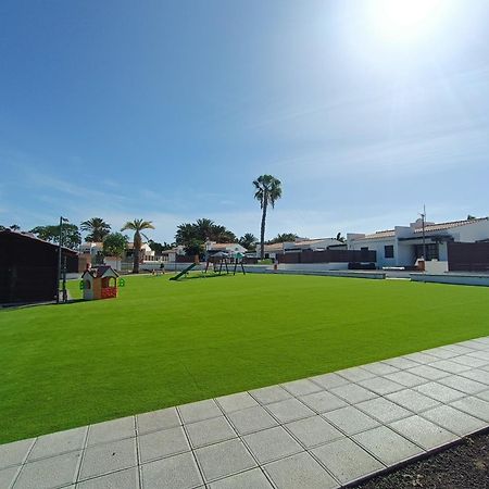 Sunny bungalow with garden #1 Maspalomas  Bagian luar foto